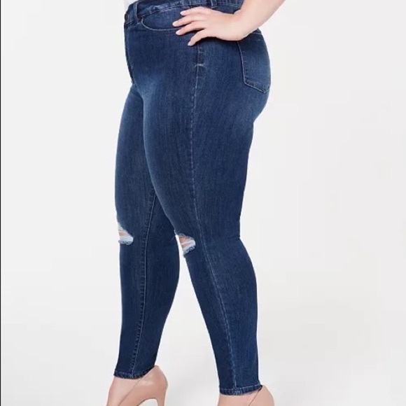 Celebrity Pink High-Rise Distressed Ankle Skinny Jeans - Picture 2 of 10